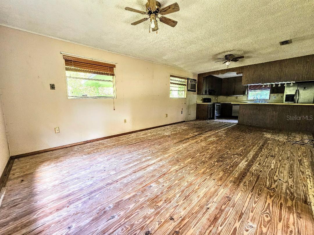 Image 4 of 15 For 1348 Cr 605  