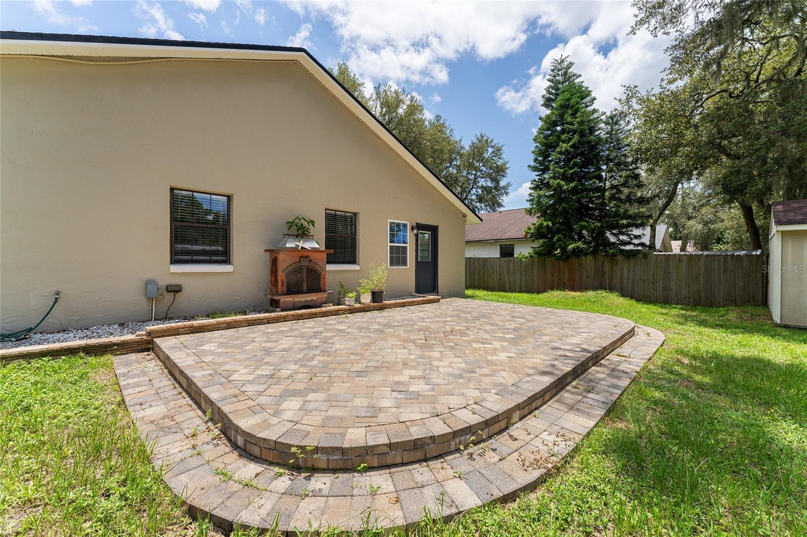 Image 13 of 49 For 40001 Parkinsonisa St
