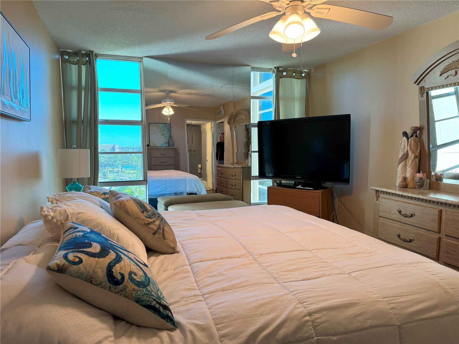 Image 13 of 22 For 7400 Sun Island Drive S 603