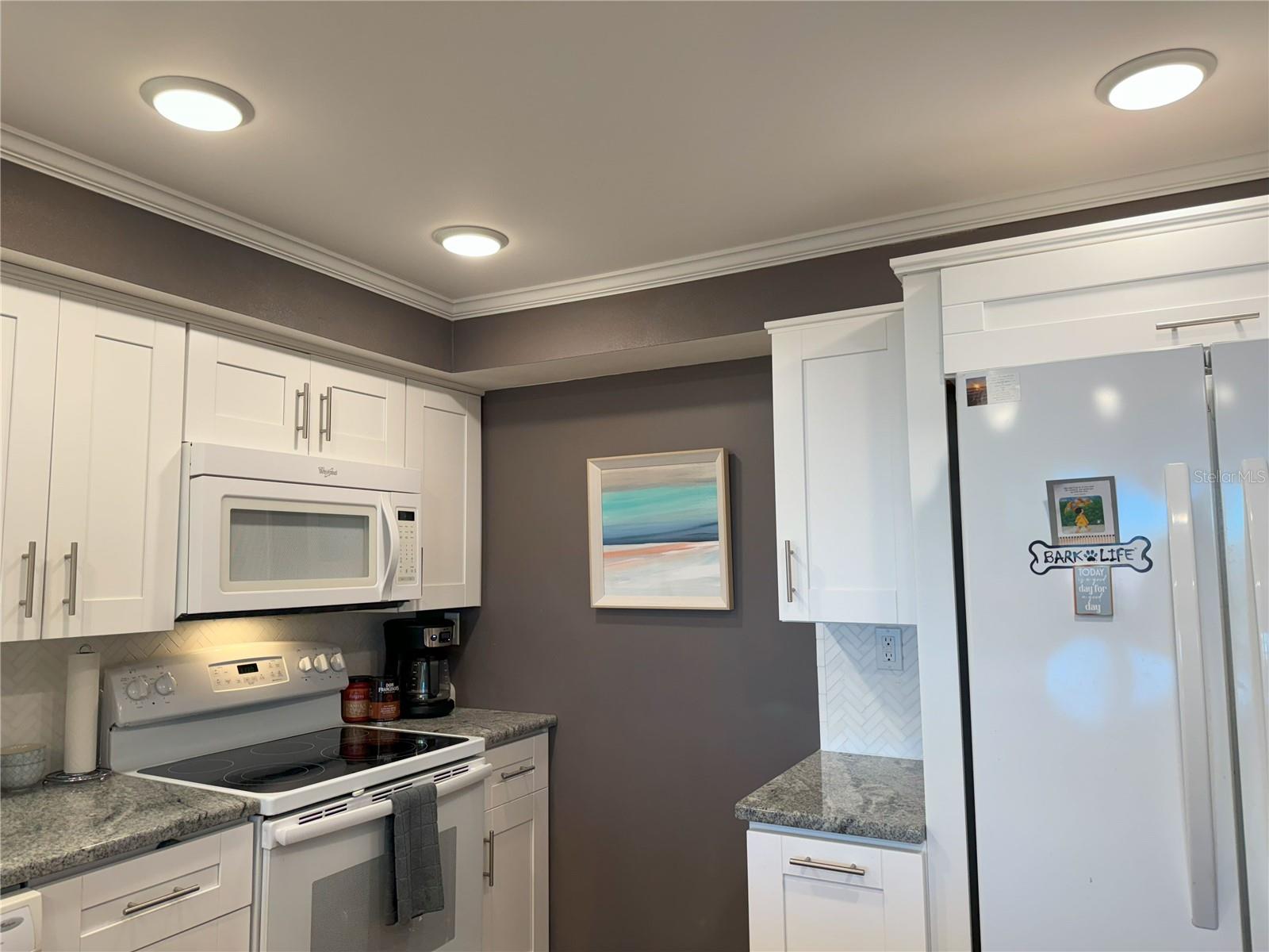 Image 7 of 22 For 7400 Sun Island Drive S 603