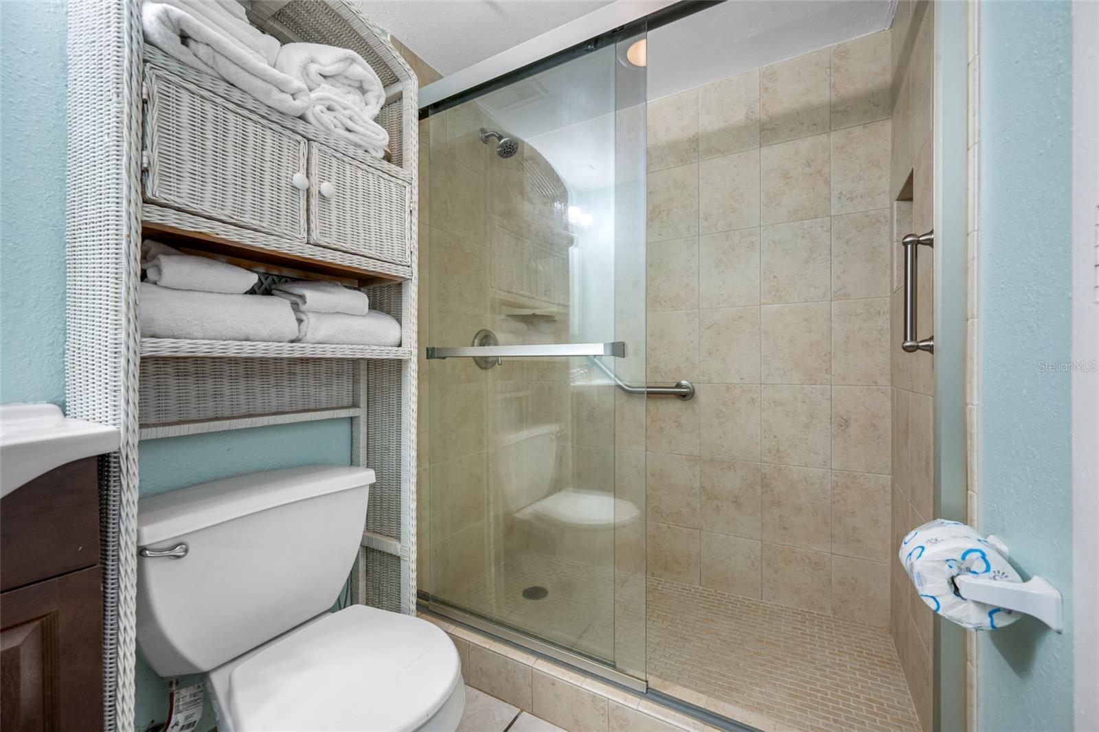 Image 22 of 27 For 18610 Gulf Boulevard 711