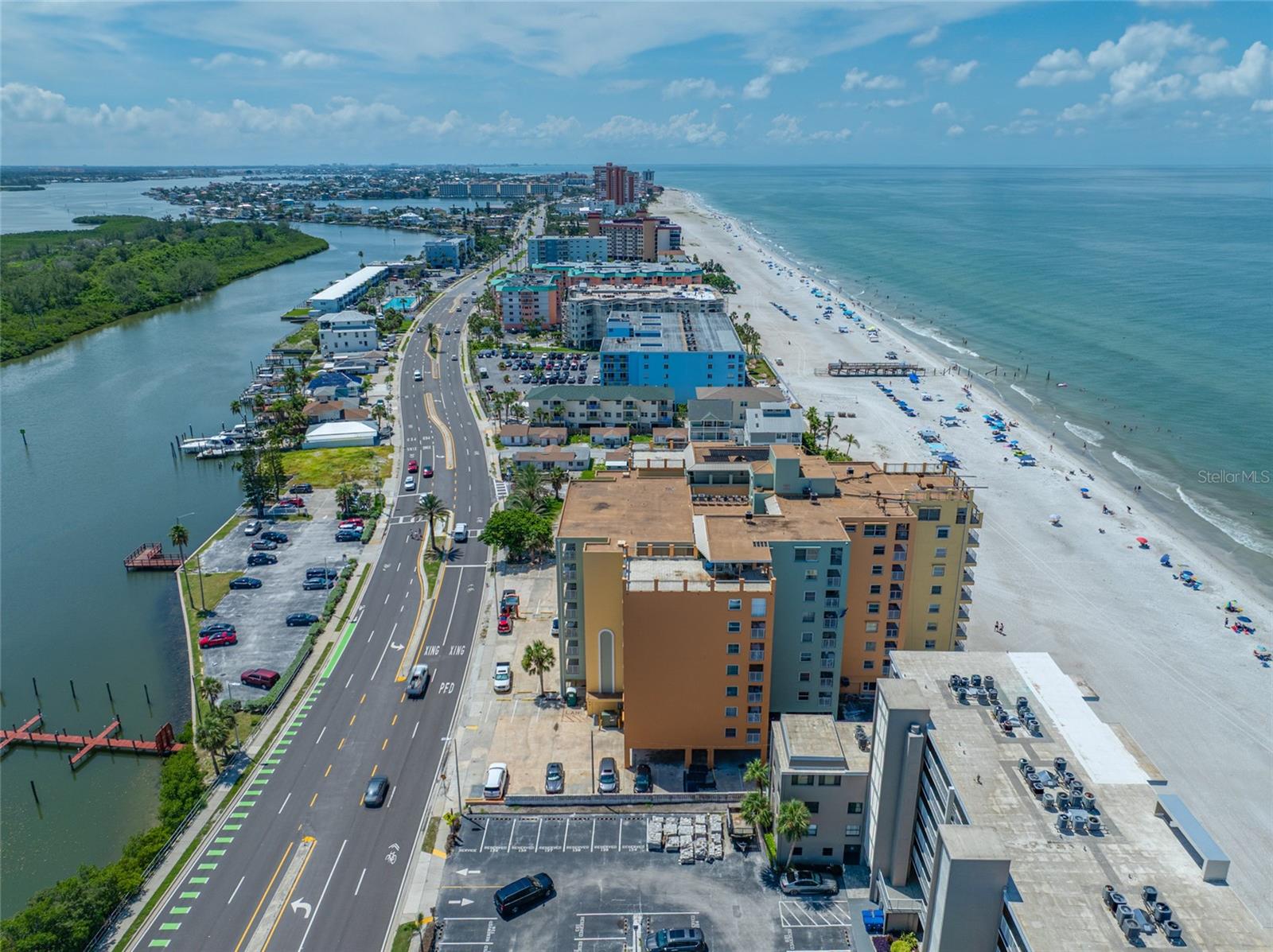 Image 26 of 27 For 18610 Gulf Boulevard 711
