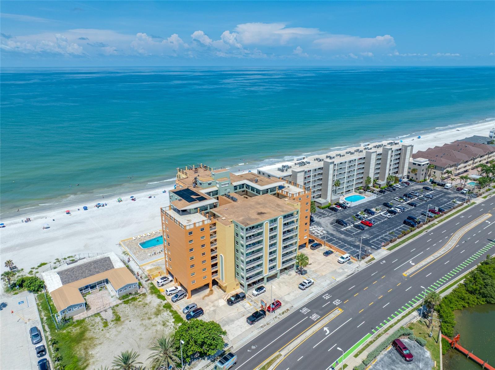 Image 27 of 27 For 18610 Gulf Boulevard 711