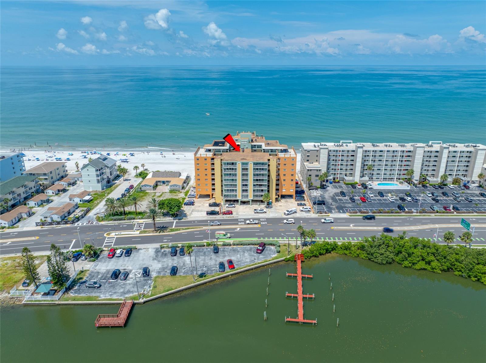 Image 3 of 27 For 18610 Gulf Boulevard 711