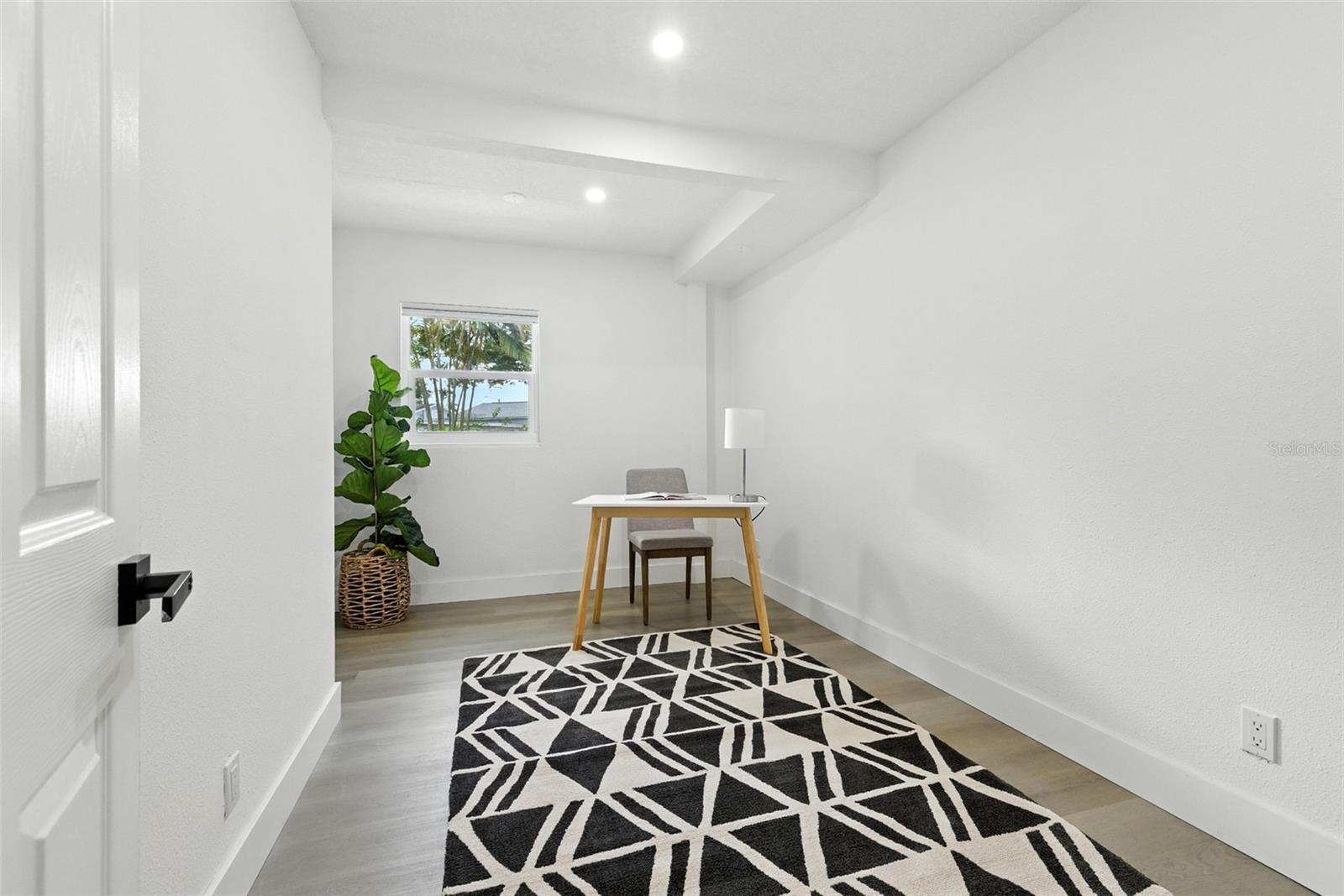Image 20 of 31 For 1106 29th Street N