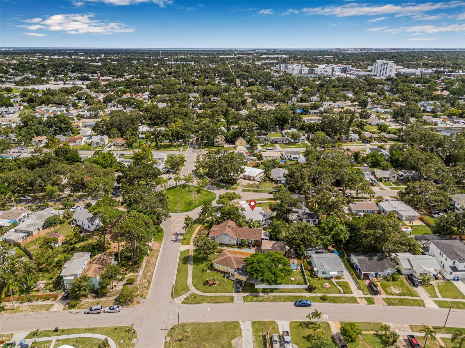 Image 27 of 31 For 1106 29th Street N