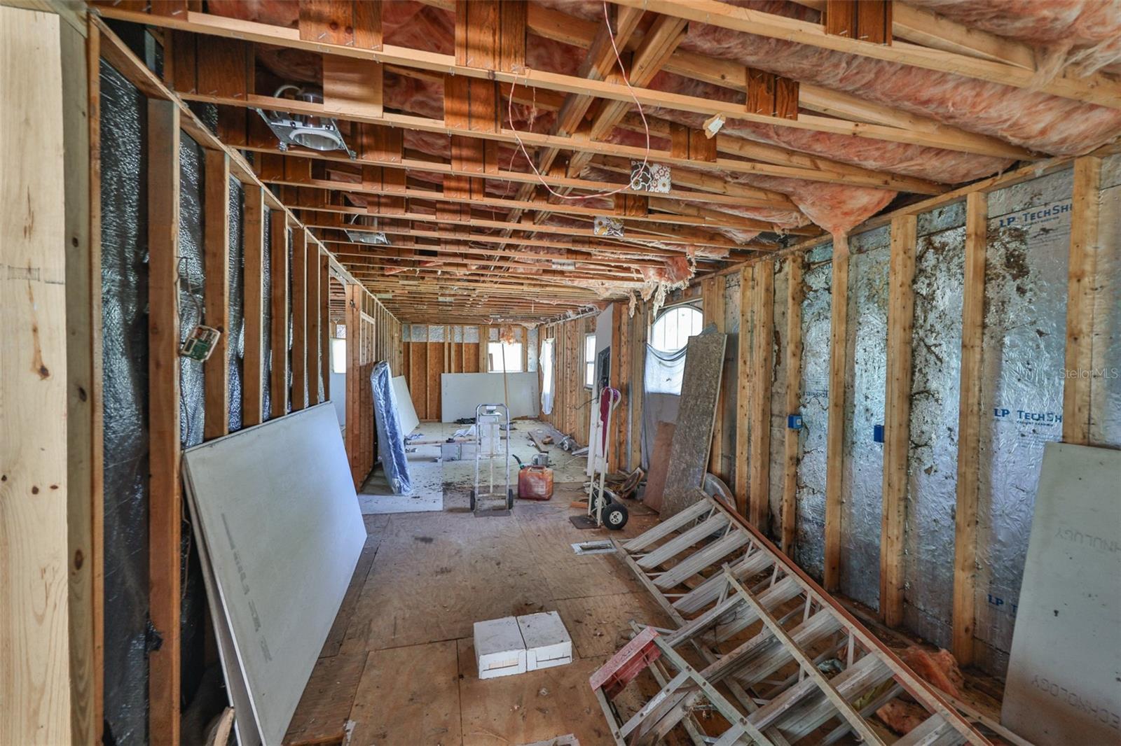 Image 11 of 28 For 5410 Thonotosassa Road