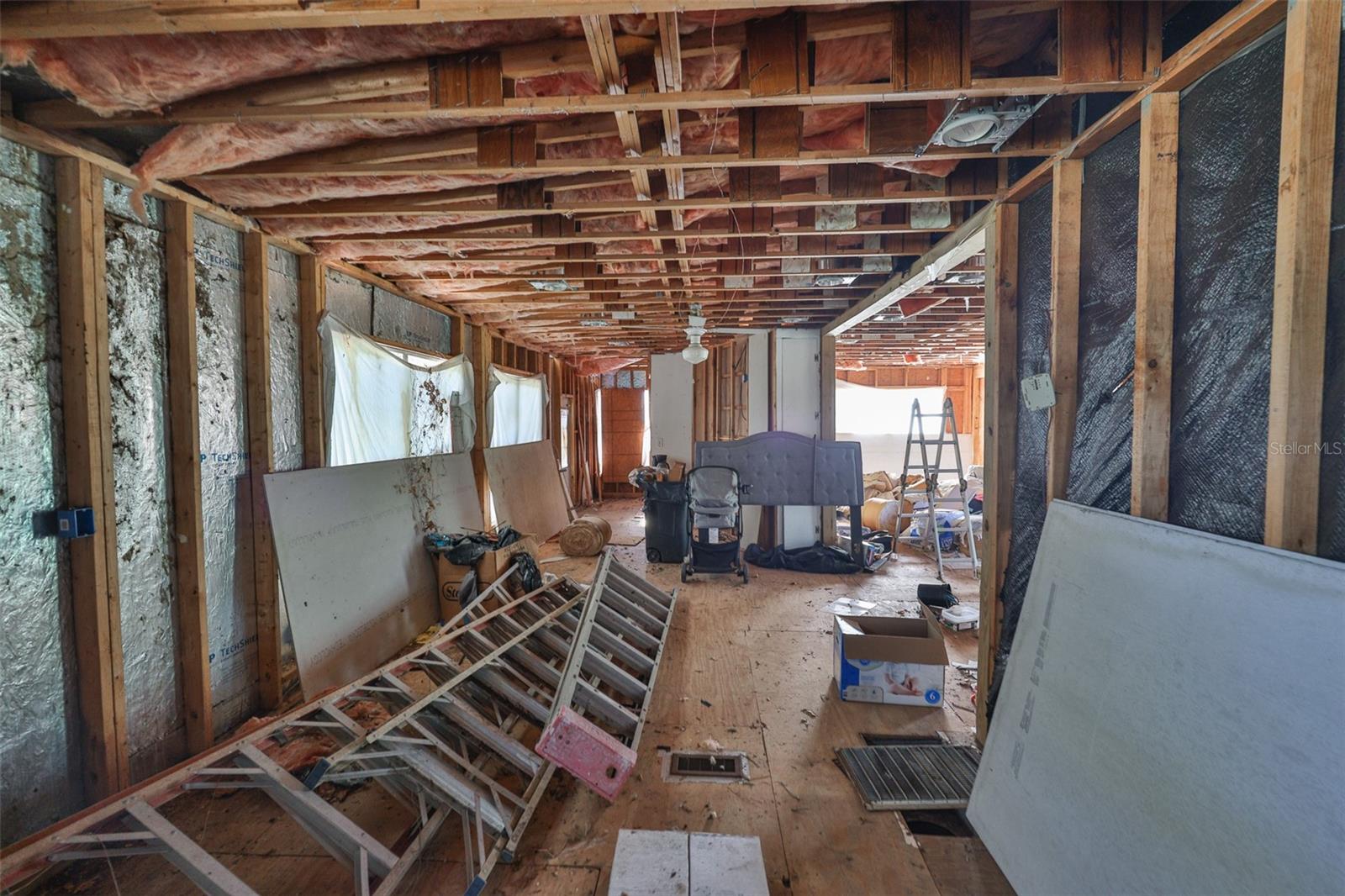 Image 8 of 28 For 5410 Thonotosassa Road