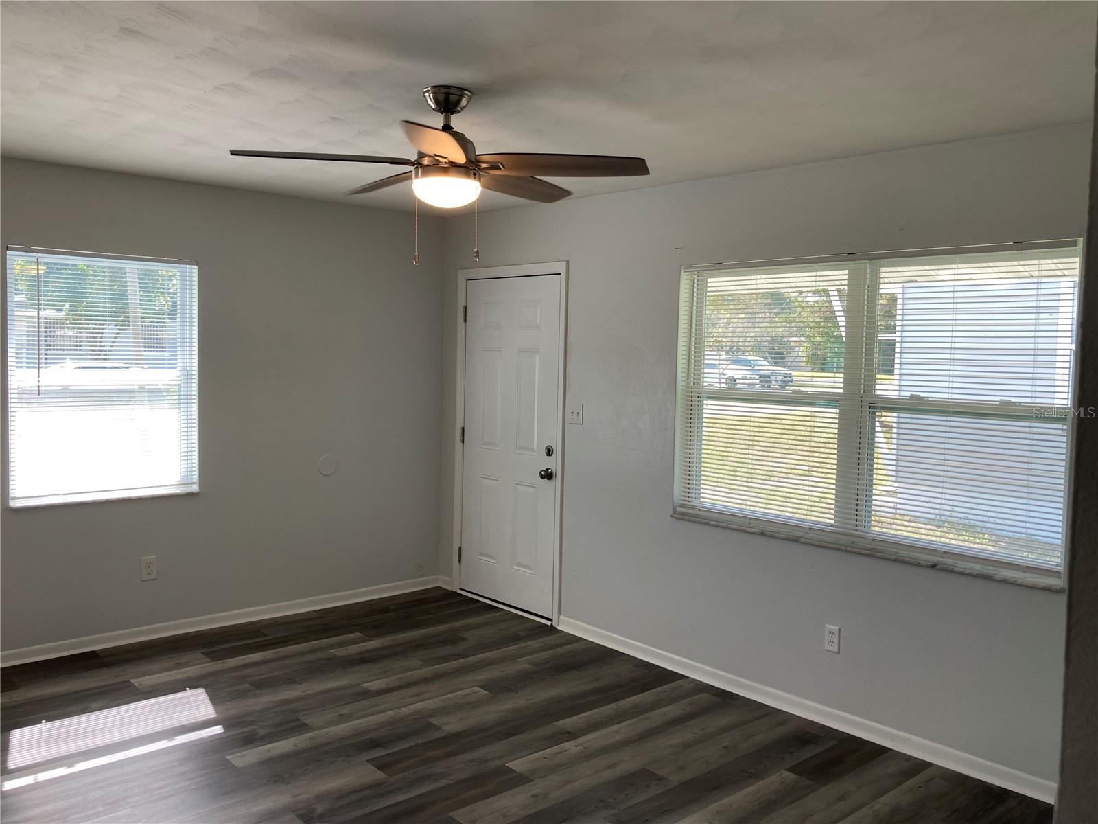 Image 10 of 19 For 3259 36th Avenue N A