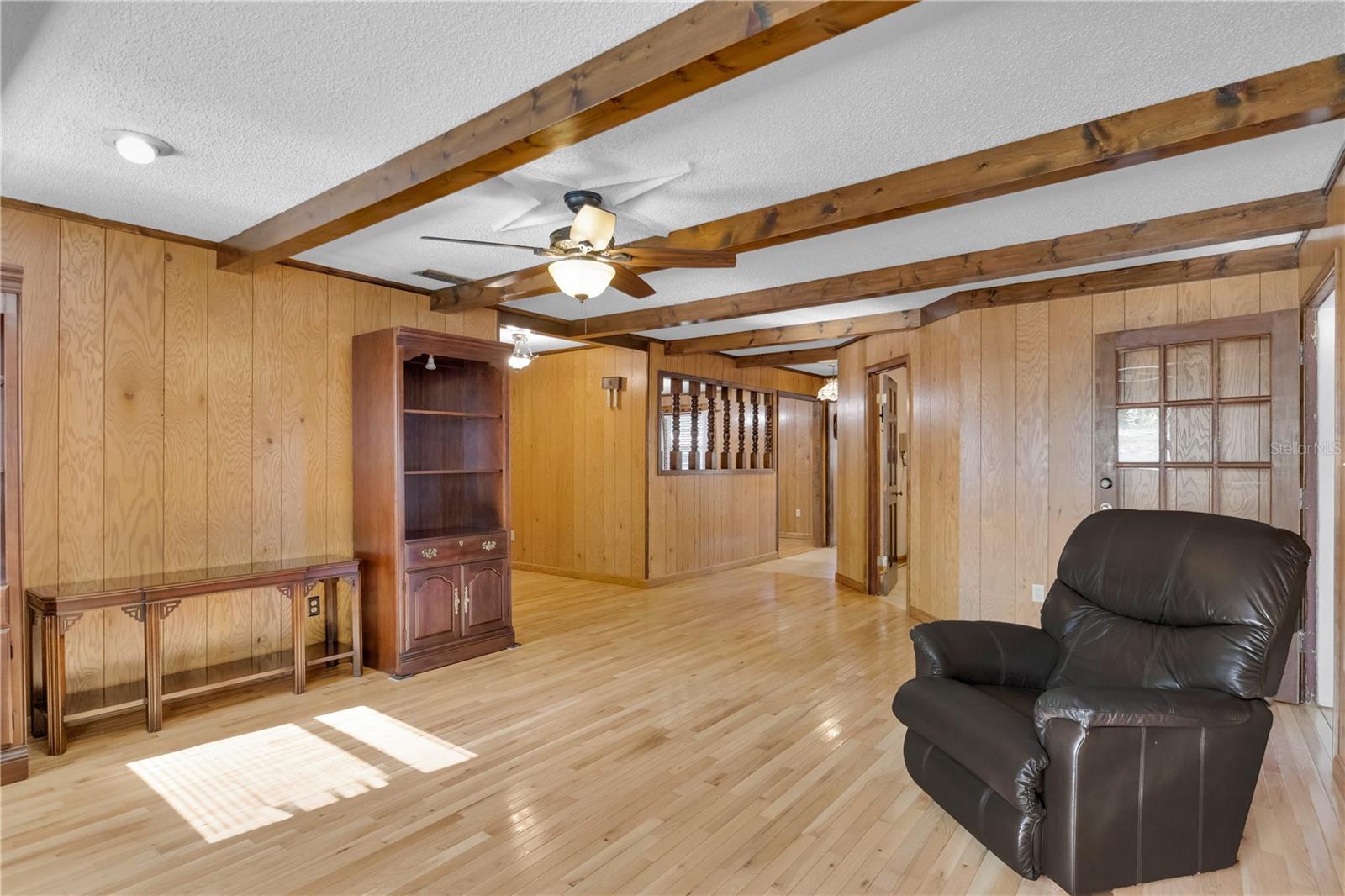 Image 17 of 63 For 2312 Palm Avenue