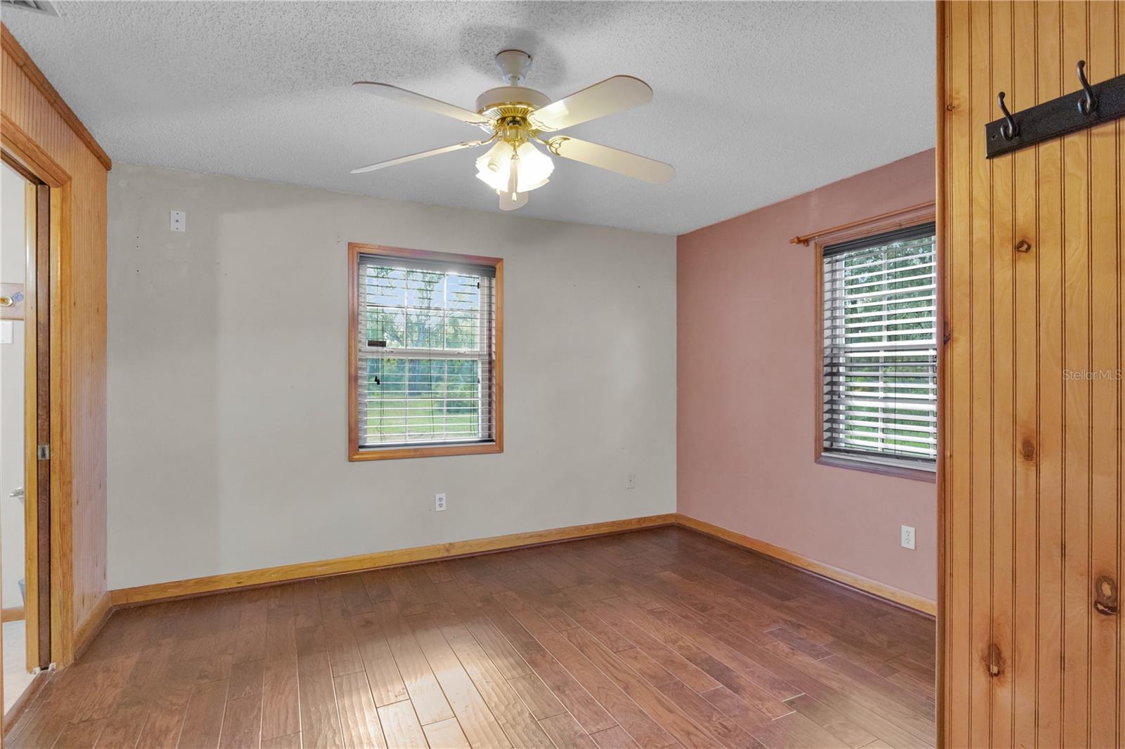 Image 31 of 63 For 2312 Palm Avenue