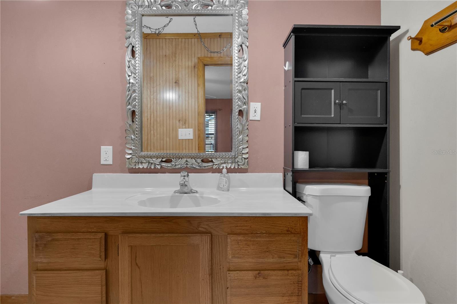 Image 34 of 63 For 2312 Palm Avenue
