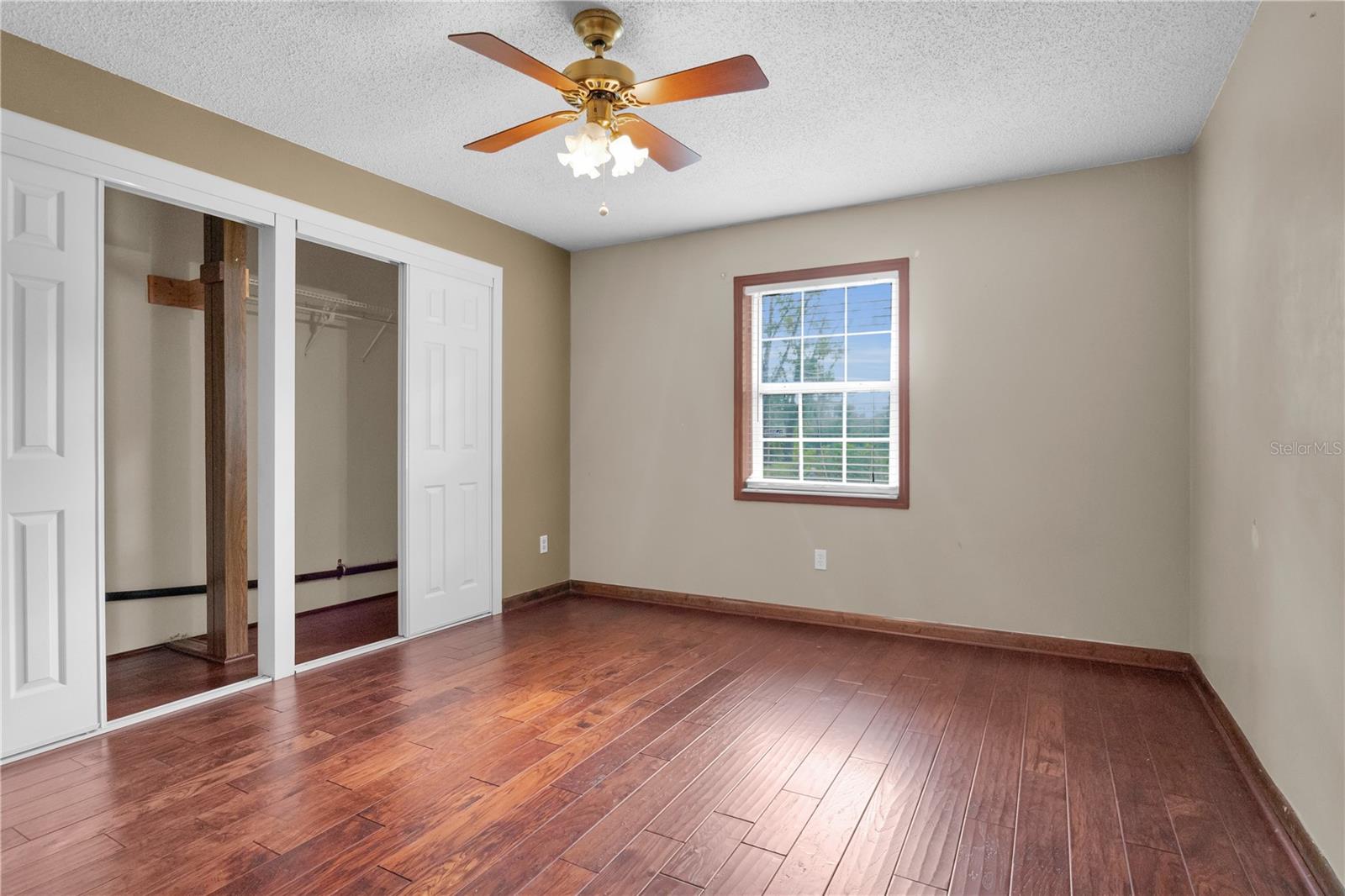 Image 41 of 63 For 2312 Palm Avenue