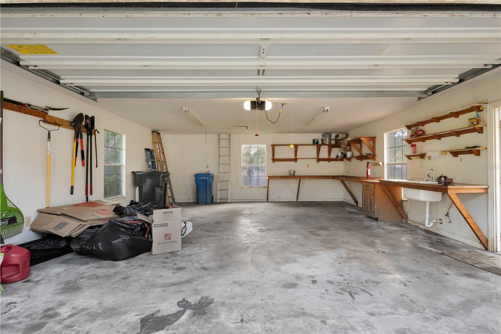 Image 46 of 63 For 2312 Palm Avenue