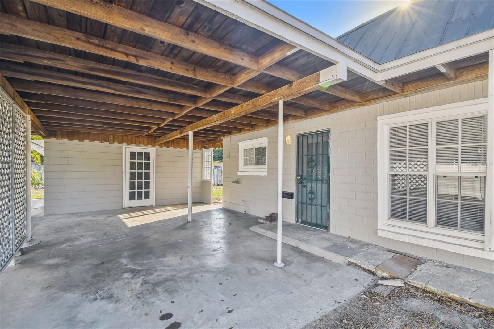 Image 36 of 61 For 816 Country Club Drive