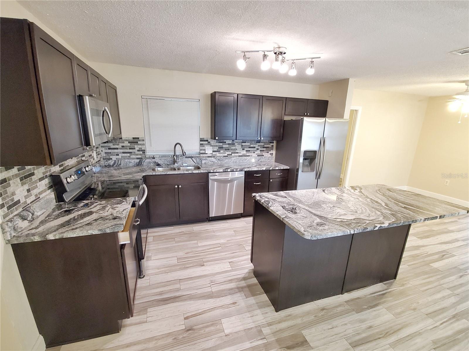 Image 3 of 19 For 5349 70th Avenue N