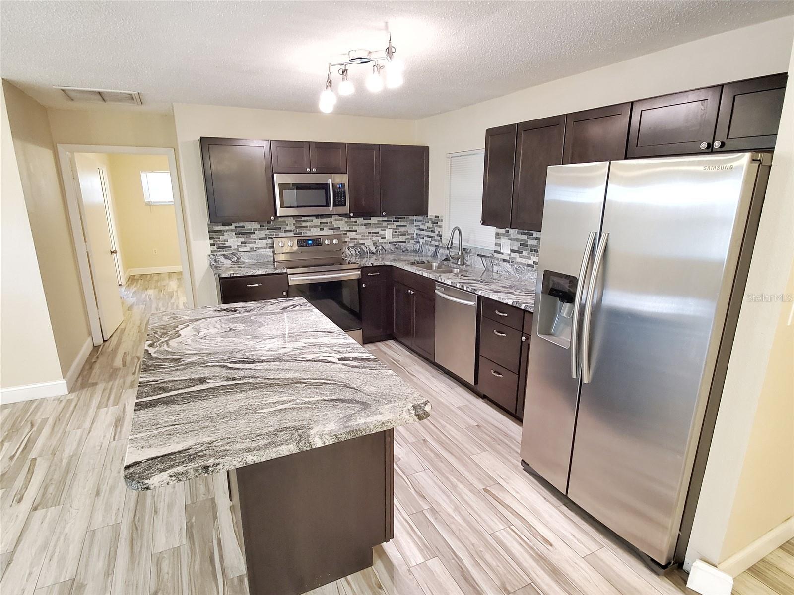 Image 5 of 19 For 5349 70th Avenue N
