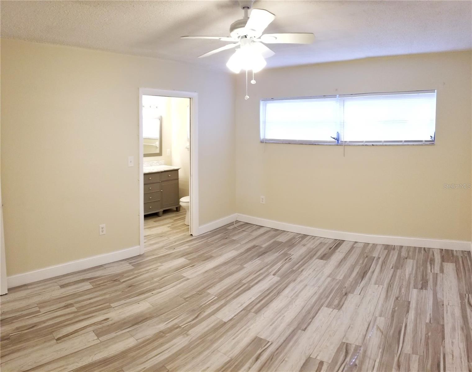 Image 7 of 19 For 5349 70th Avenue N