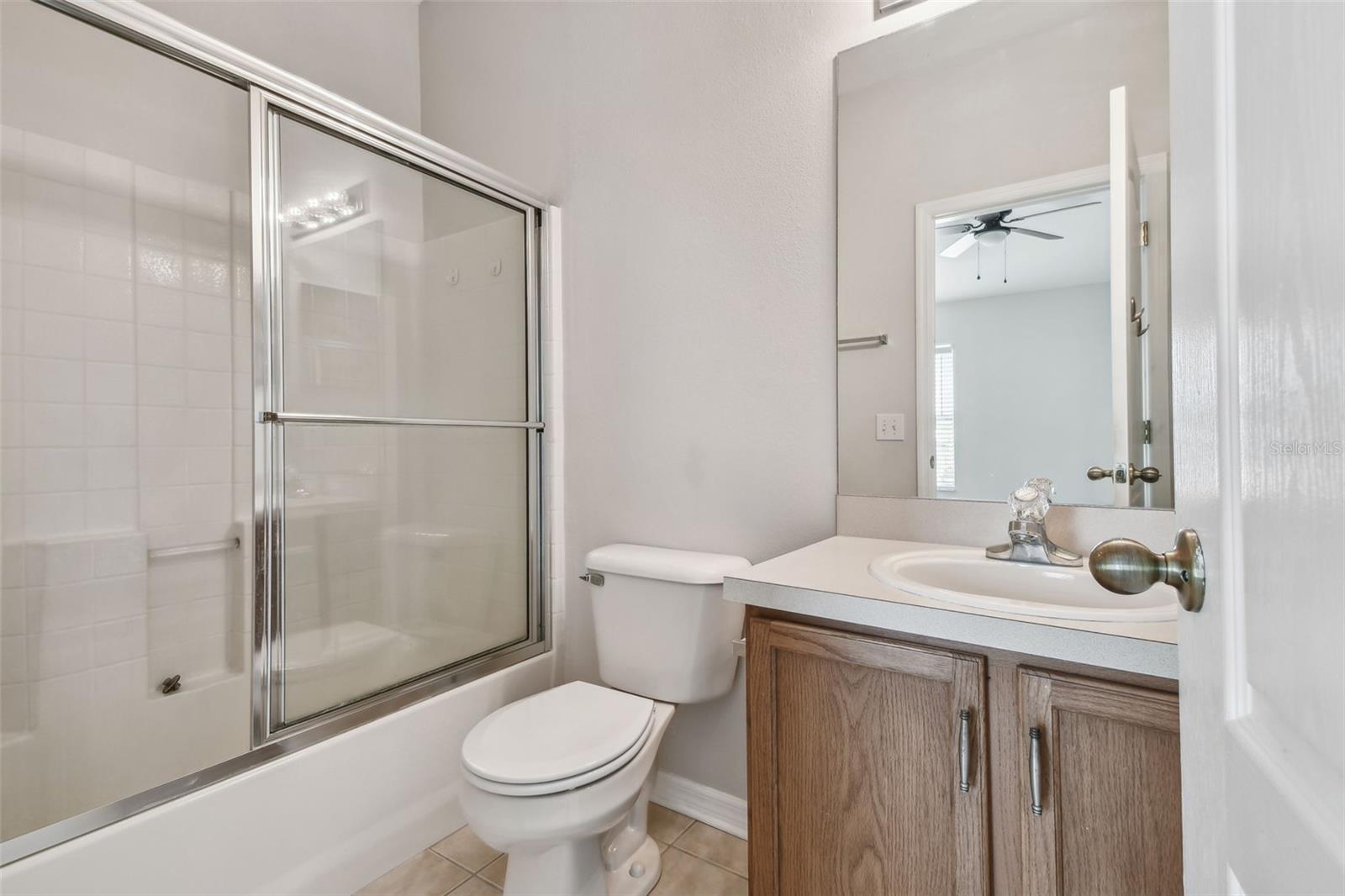 Image 19 of 24 For 16227 Swan View Circle