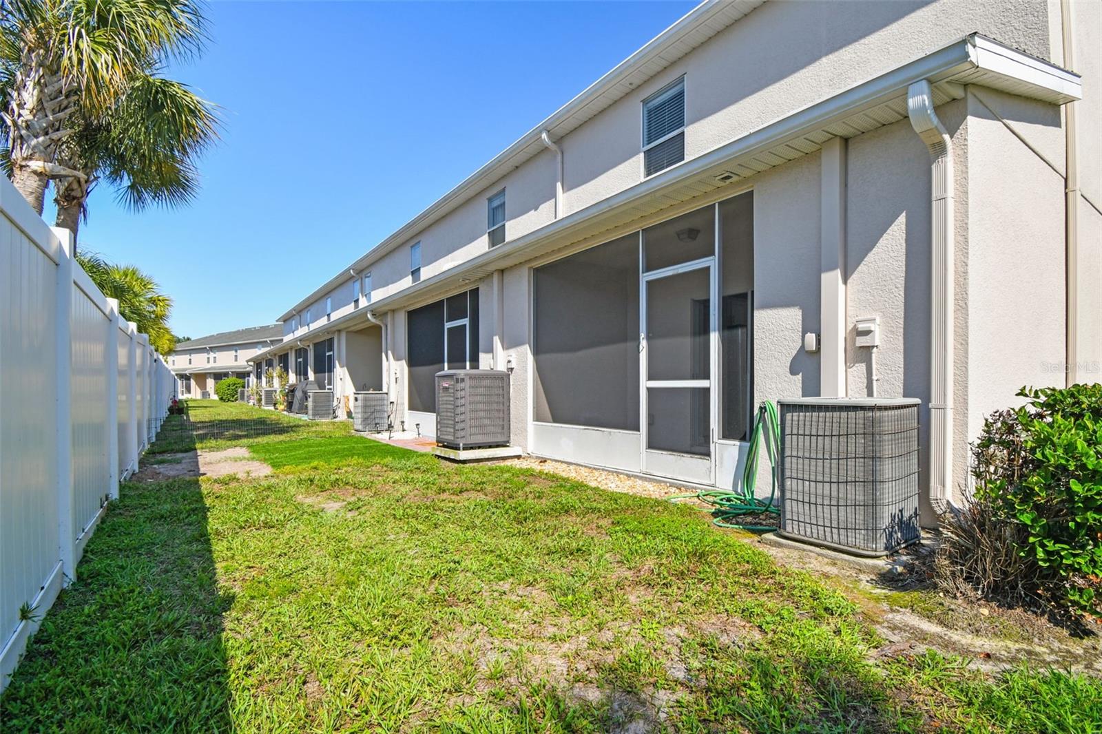 Image 22 of 24 For 16227 Swan View Circle