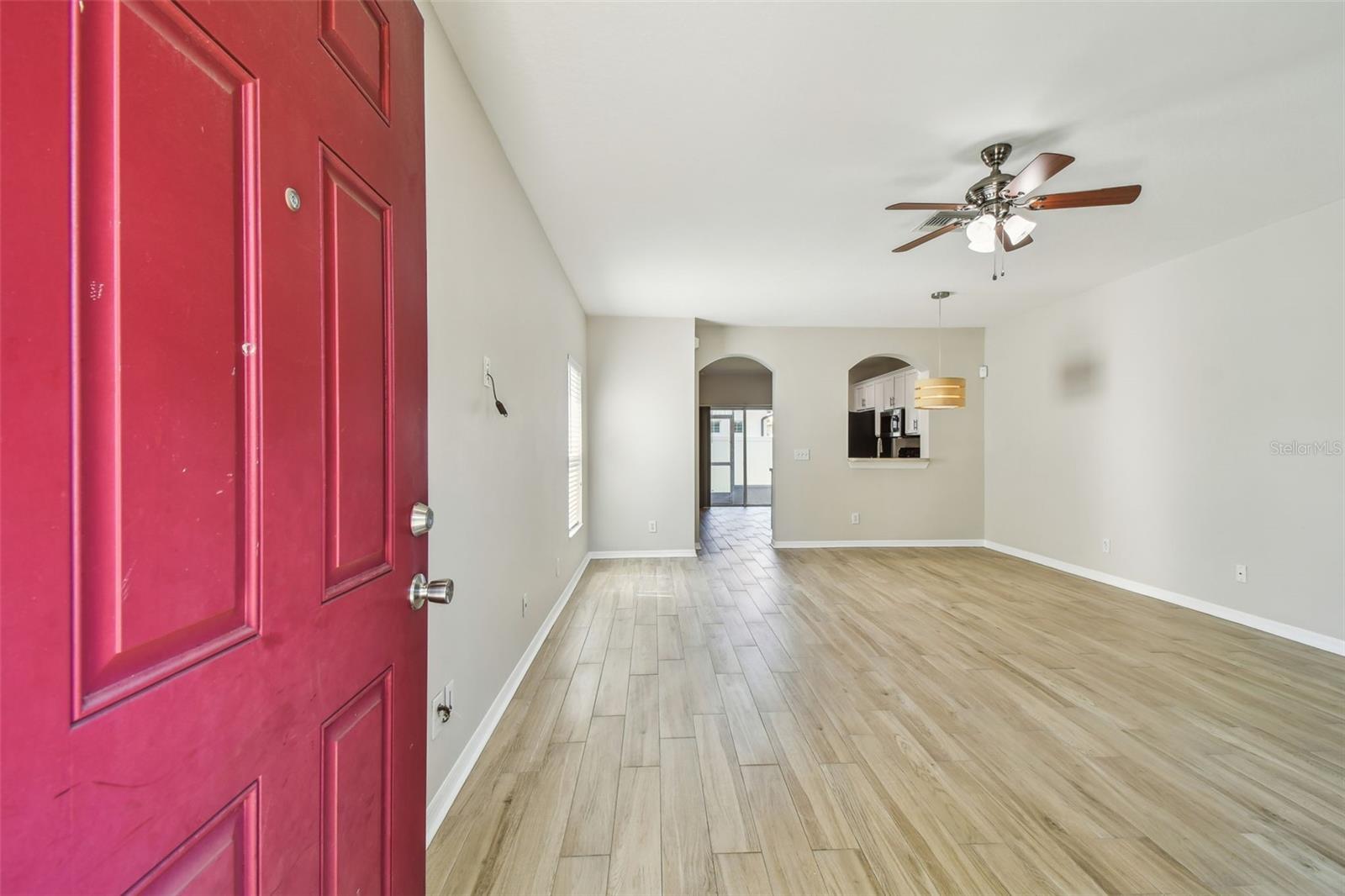Image 3 of 24 For 16227 Swan View Circle