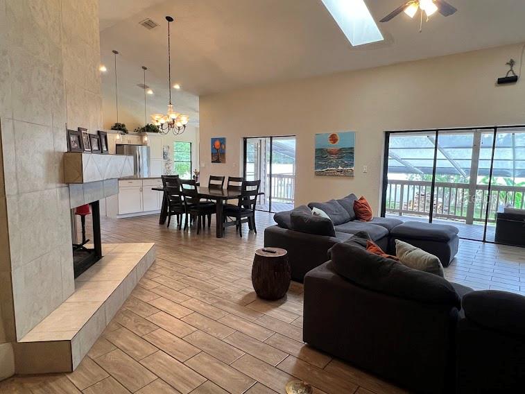 Image 6 of 30 For 413 Manor Boulevard