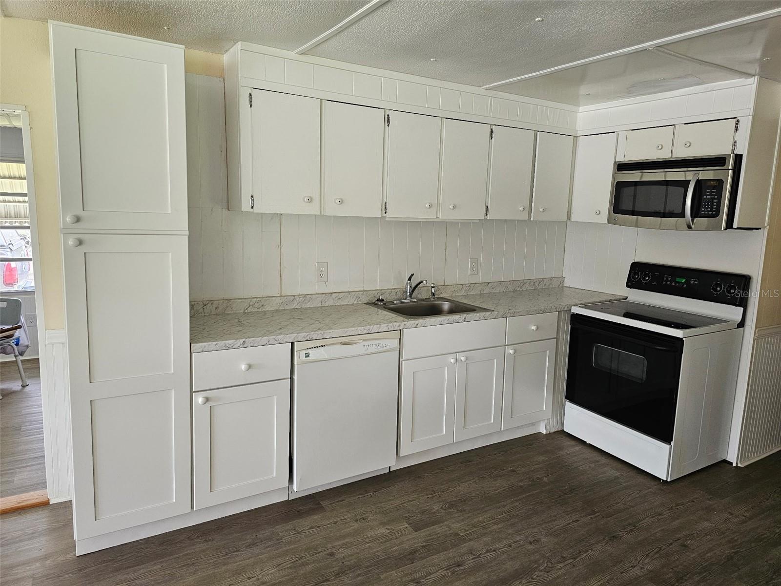 Image 8 of 23 For 4801 Royal Palm Drive