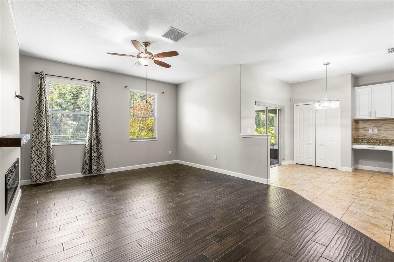 Image 18 of 59 For 20405 Autumn Fern Avenue
