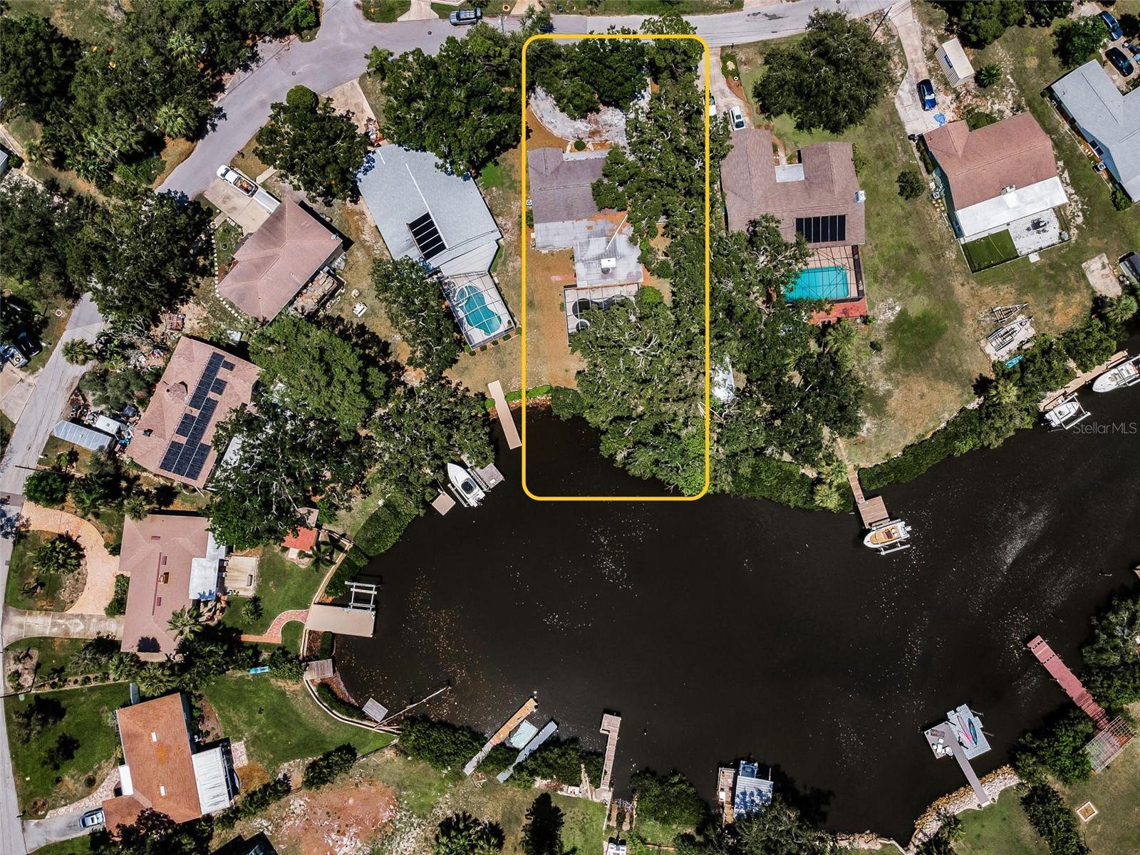 Image 4 of 34 For 892 Seminole Boulevard