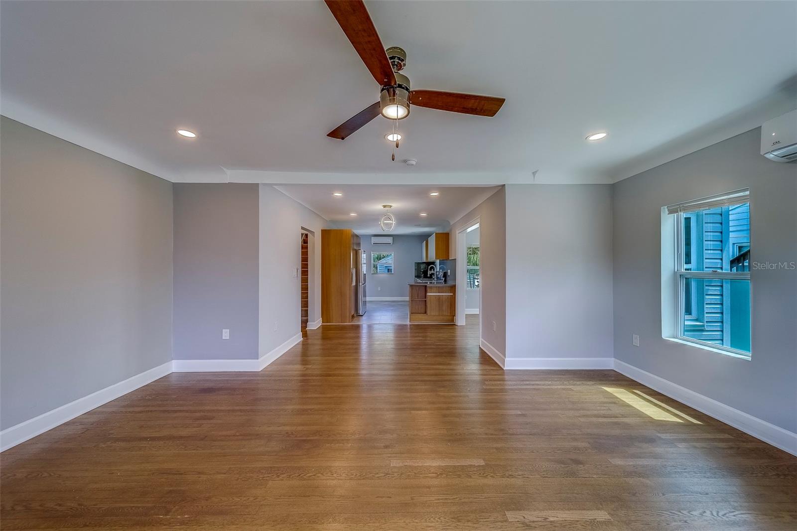 Image 12 of 63 For 2609 Dartmouth Avenue N