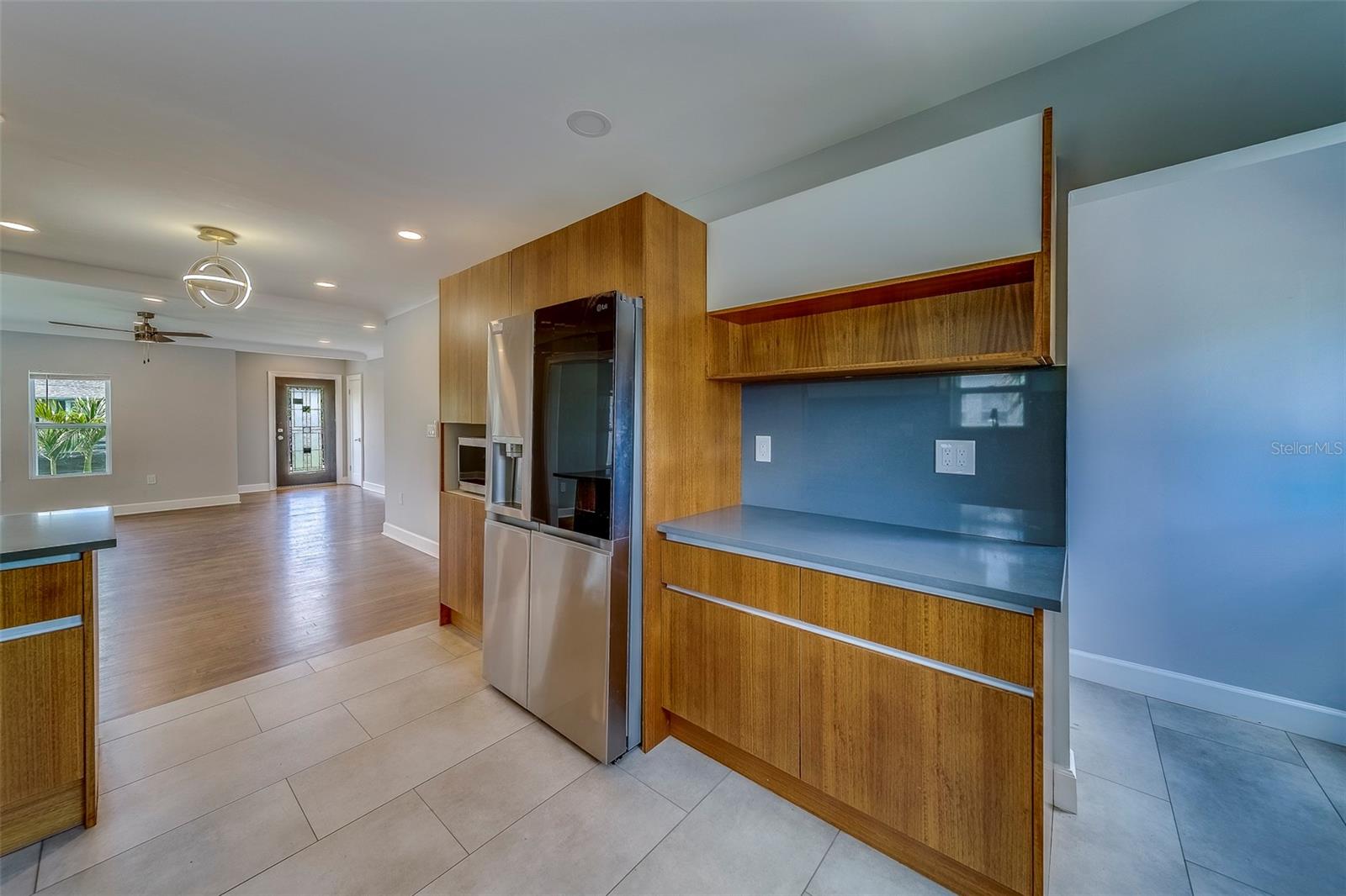 Image 23 of 63 For 2609 Dartmouth Avenue N