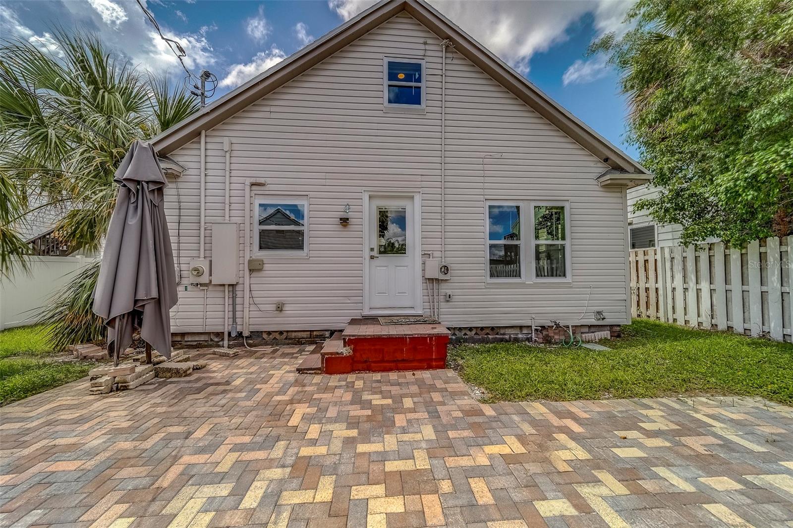 Image 51 of 63 For 2609 Dartmouth Avenue N
