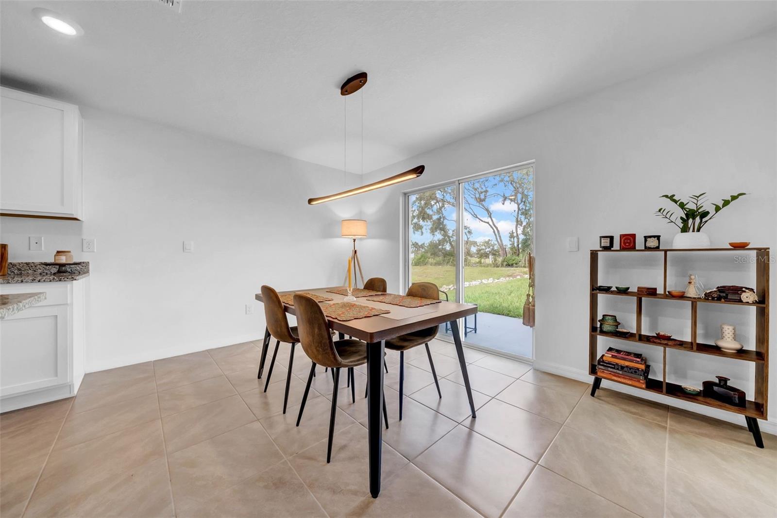 Listing photo id 15 for 13295 Mylion Way 1