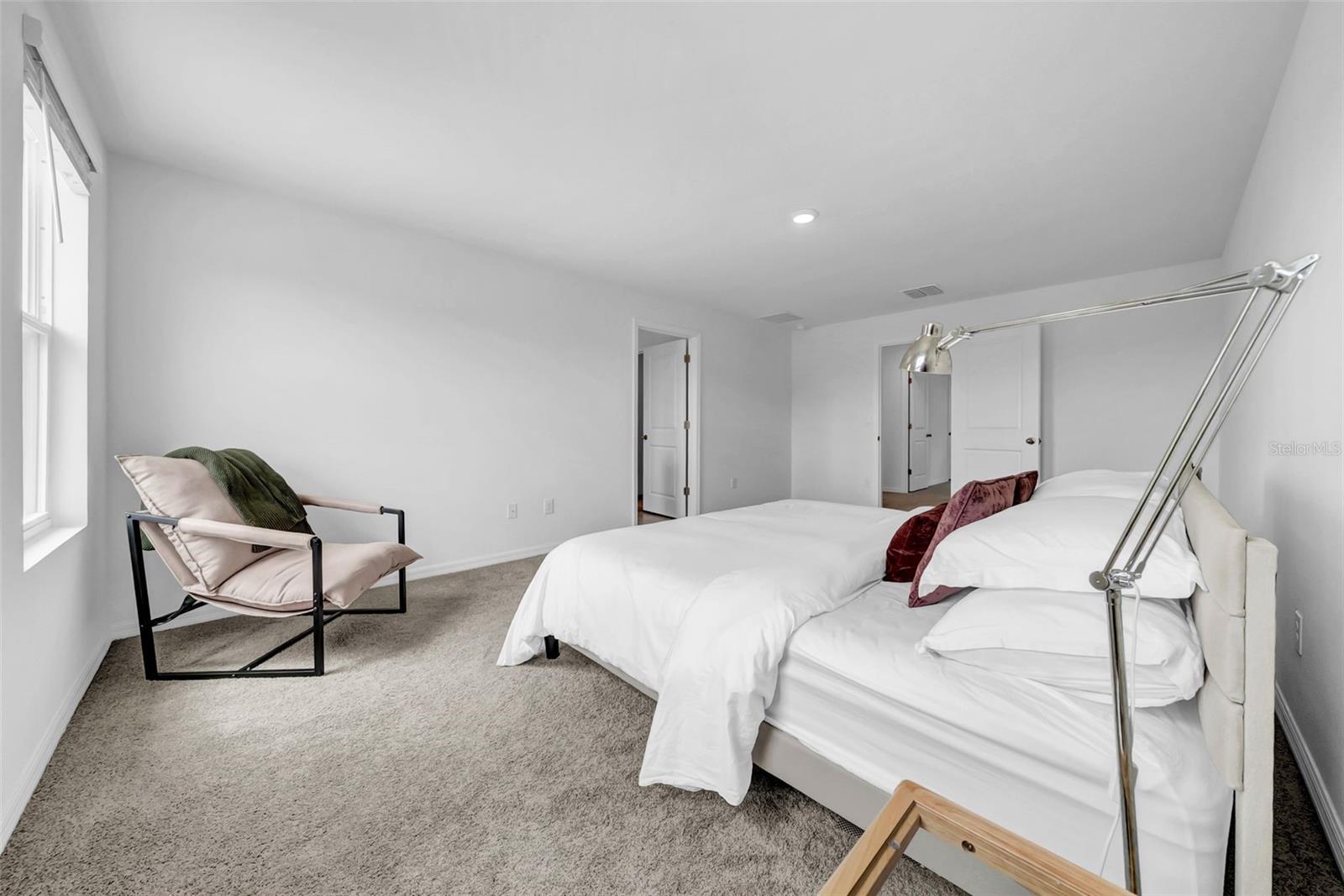 Listing photo id 23 for 13295 Mylion Way 1