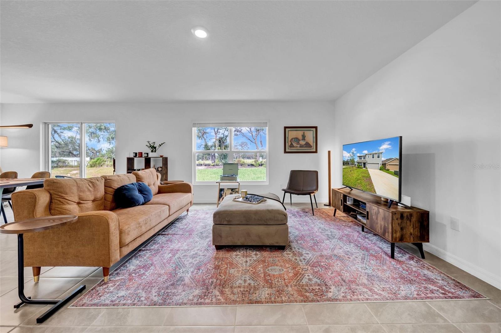 Listing photo id 2 for 13295 Mylion Way 1