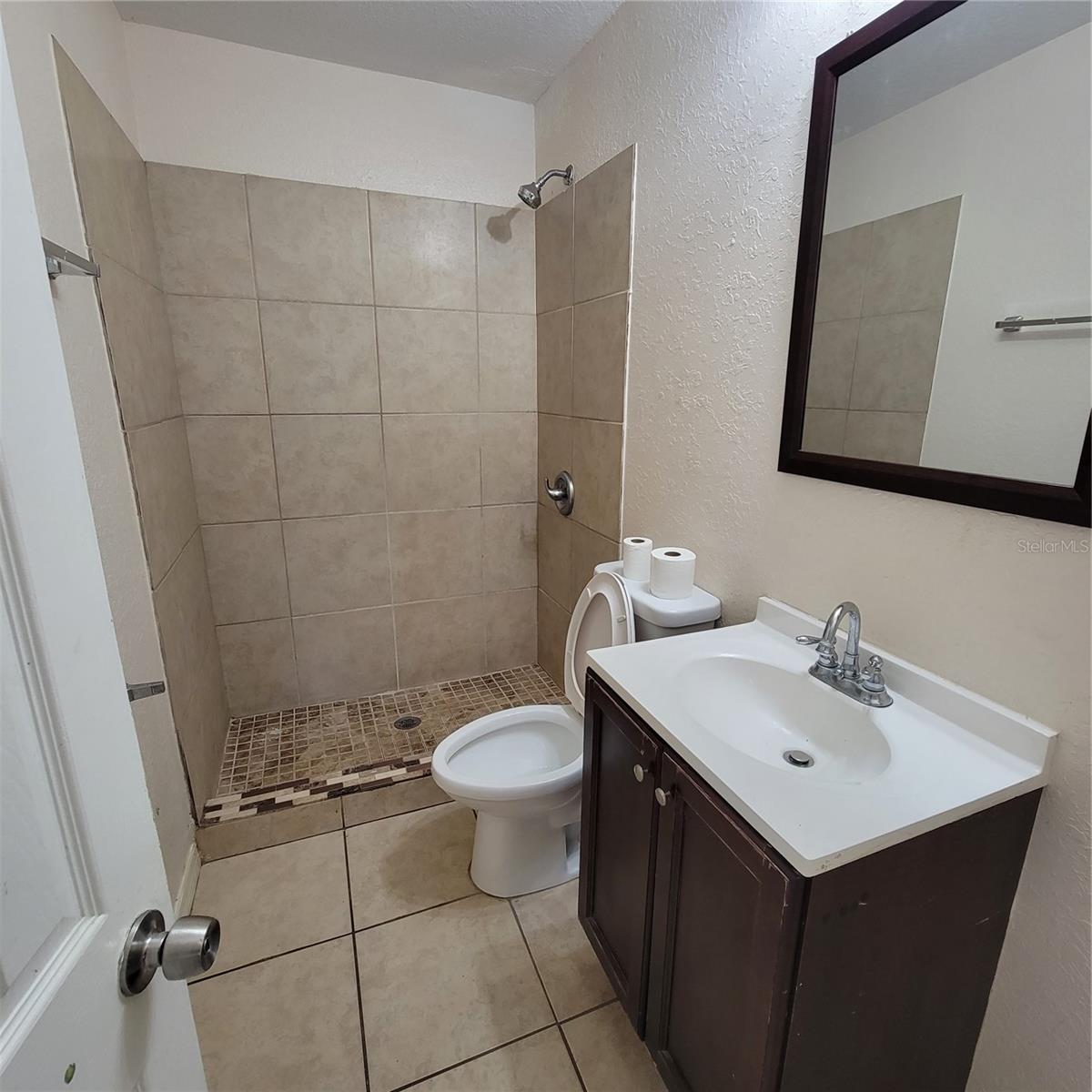 Image 6 of 6 For 1421 Annie Street