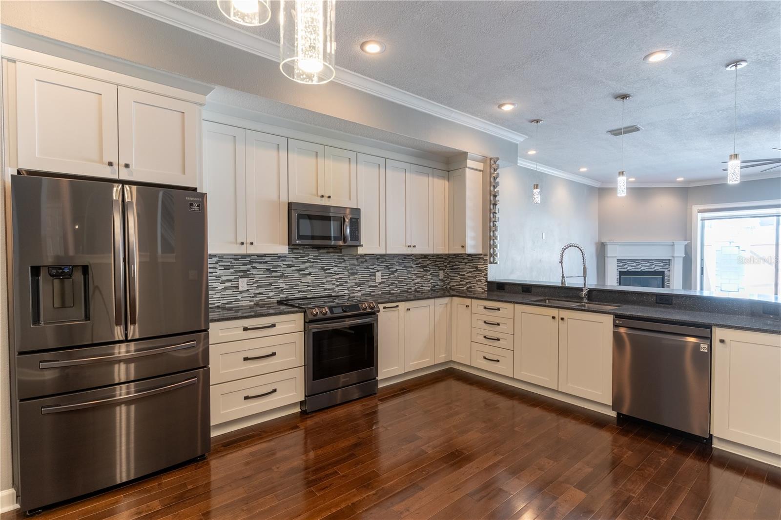 Image 12 of 63 For 348 Larboard Way