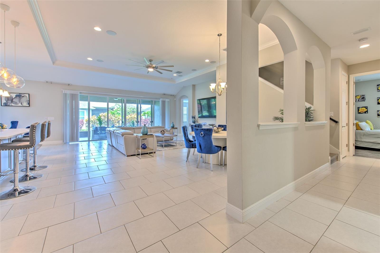 Image 11 of 66 For 7401 Paradiso Drive