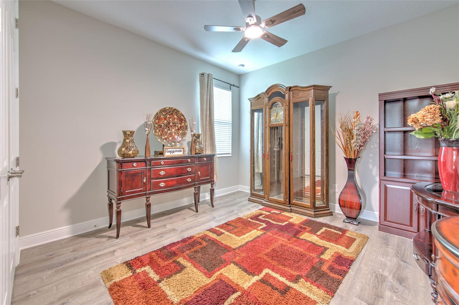 Image 14 of 66 For 7401 Paradiso Drive