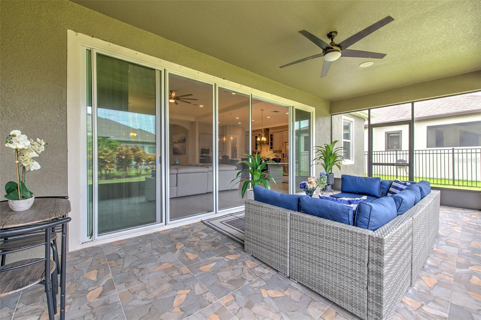 Image 38 of 66 For 7401 Paradiso Drive