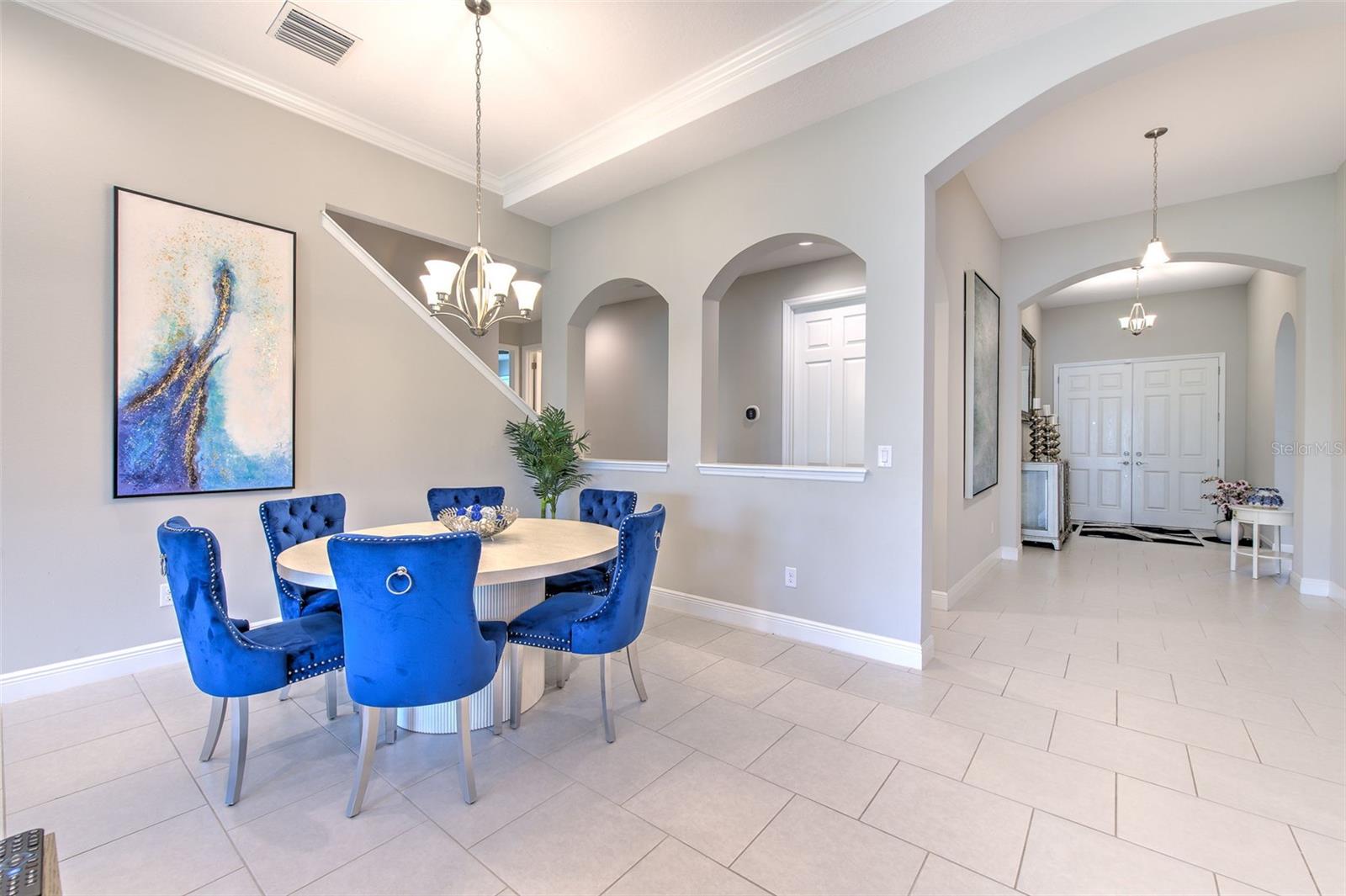 Image 6 of 66 For 7401 Paradiso Drive