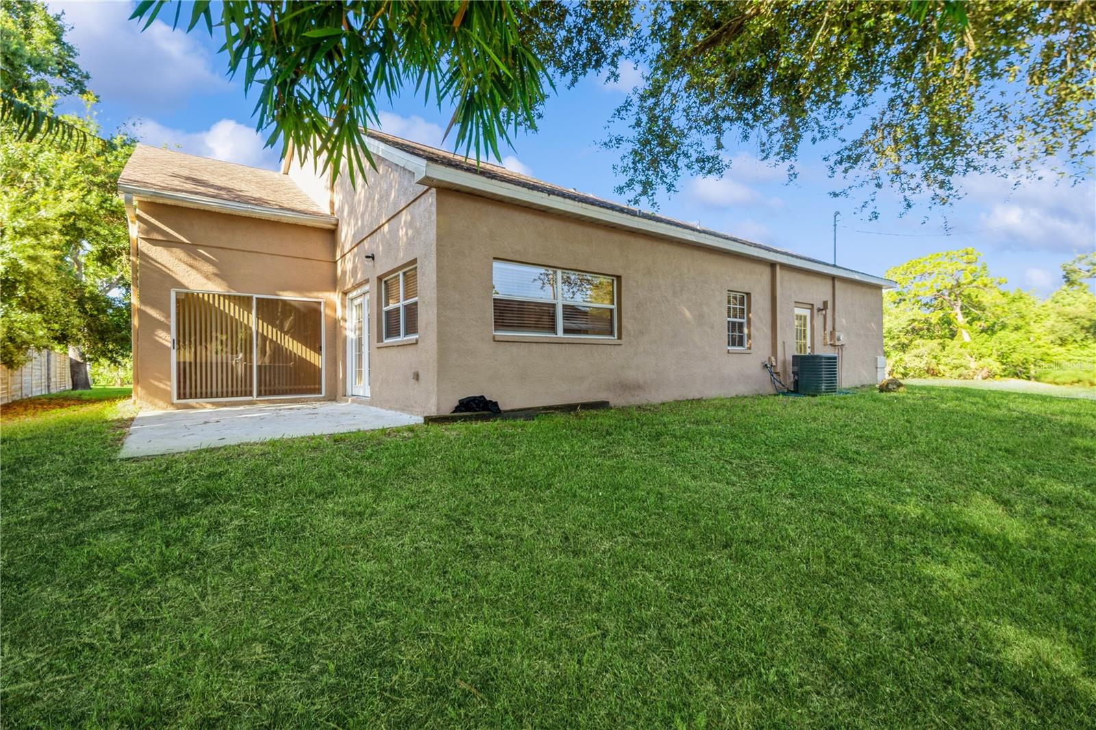 Image 33 of 34 For 1833 Hillcrest Street