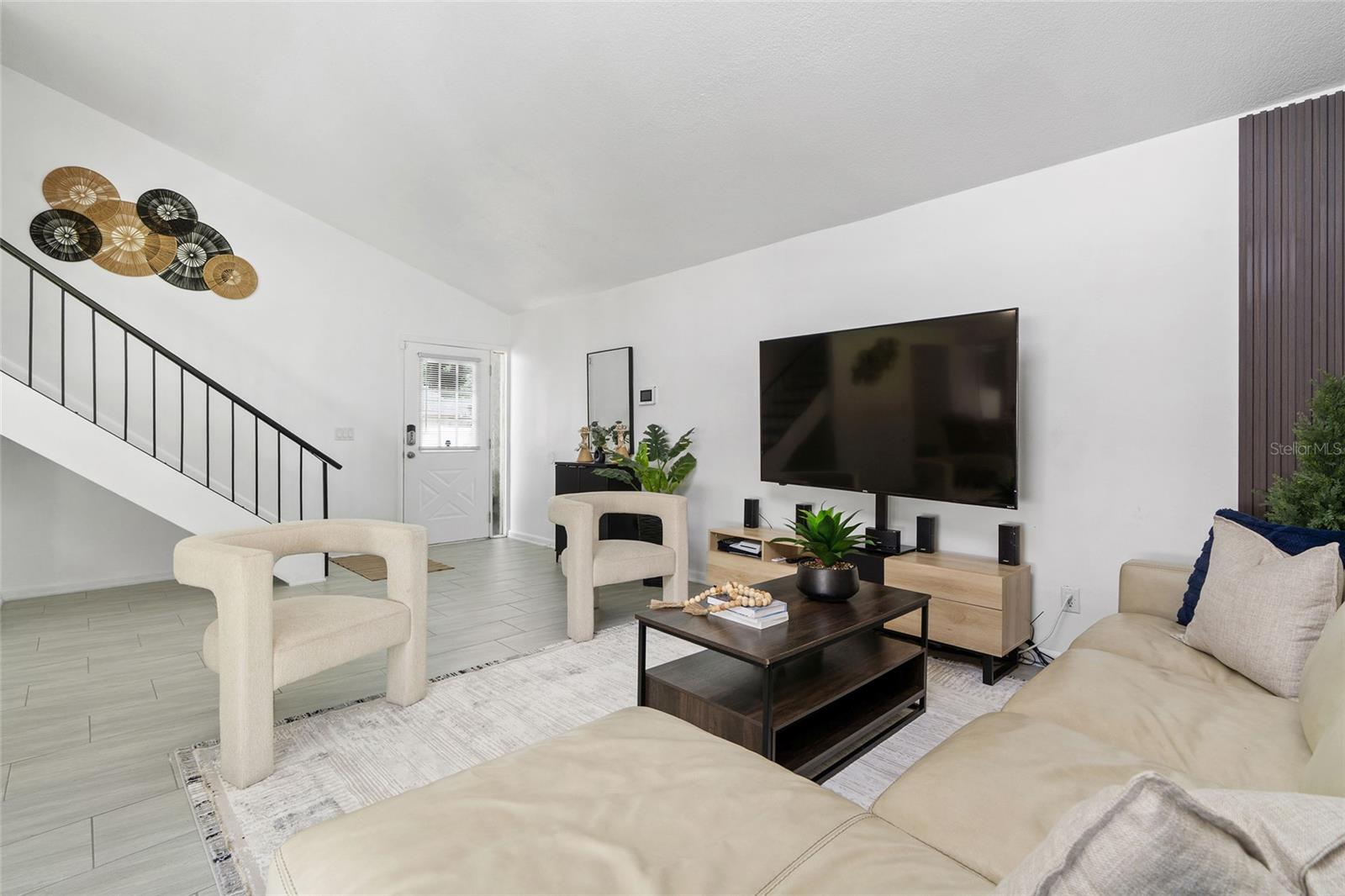 Image 6 of 34 For 4518 Millpond Lane