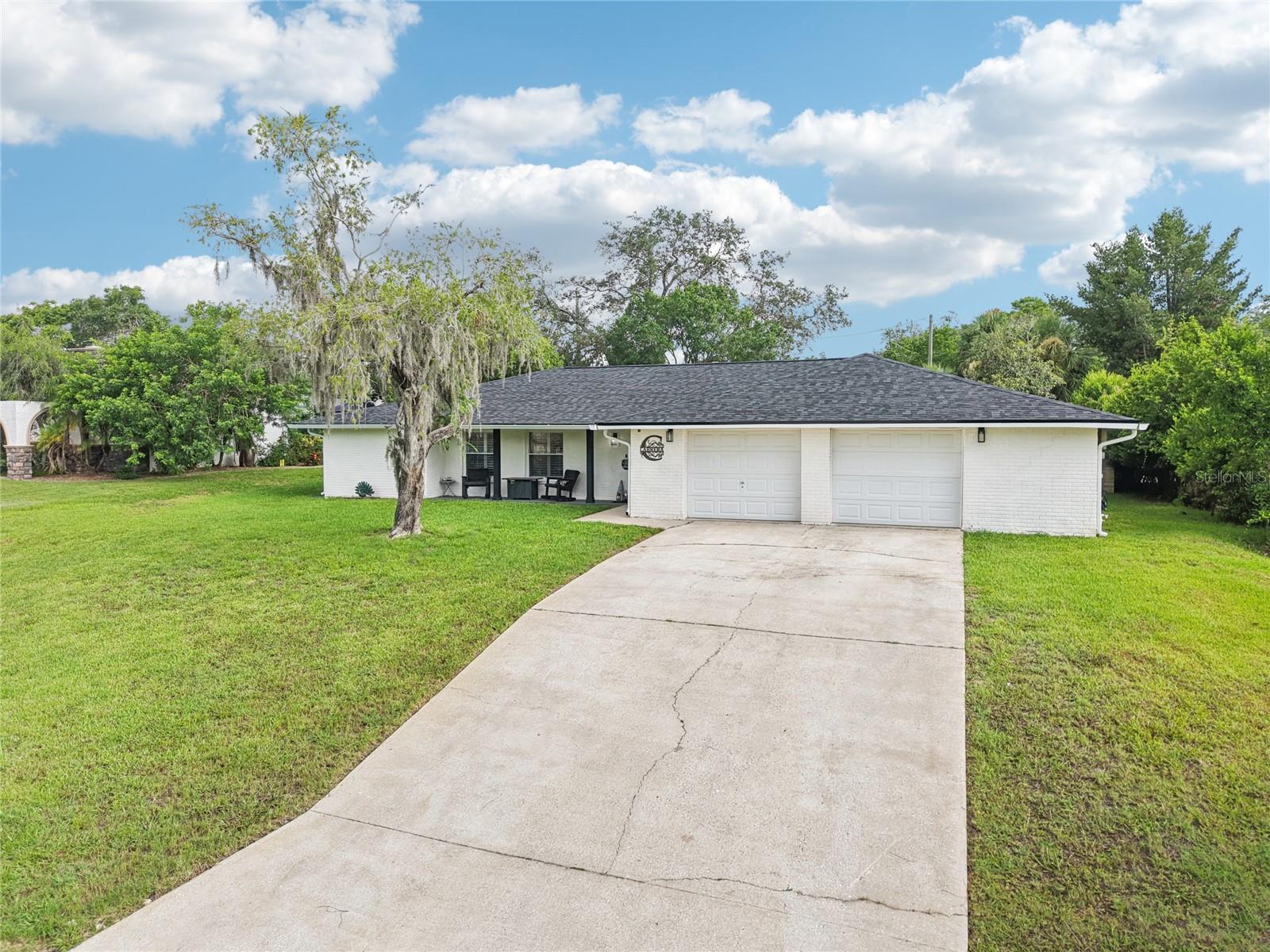 Image 3 of 49 For 6307 Conniewood Square