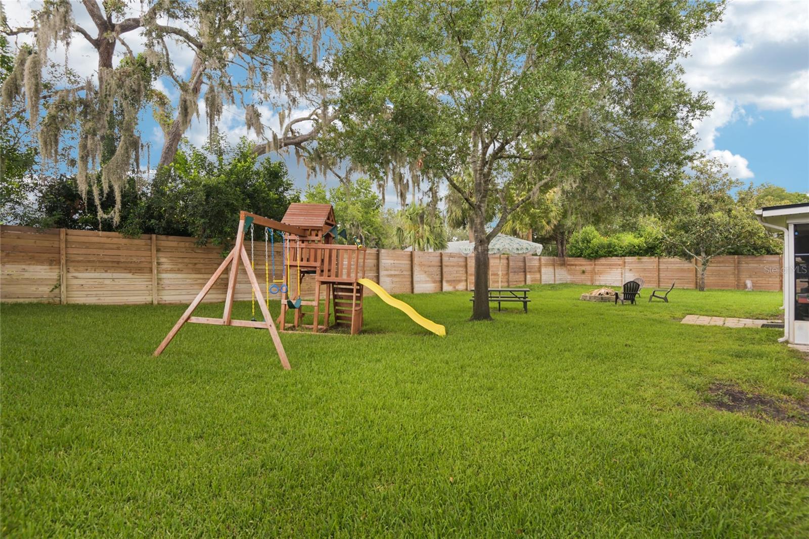 Image 42 of 49 For 6307 Conniewood Square