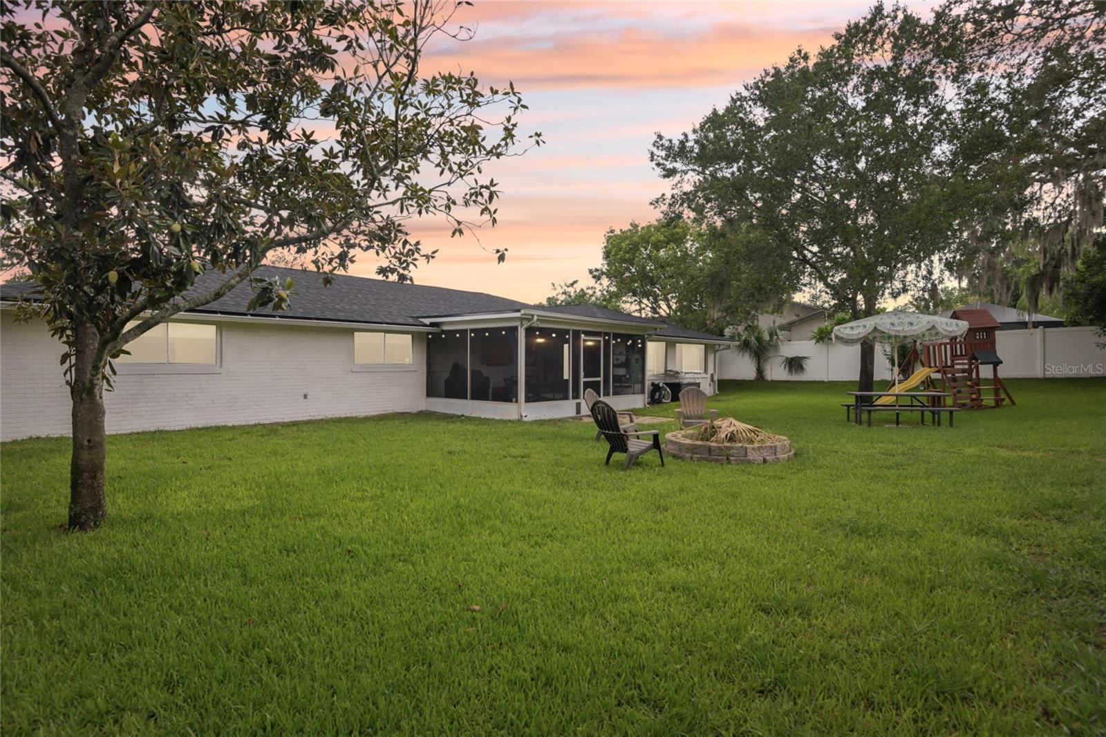 Image 43 of 49 For 6307 Conniewood Square