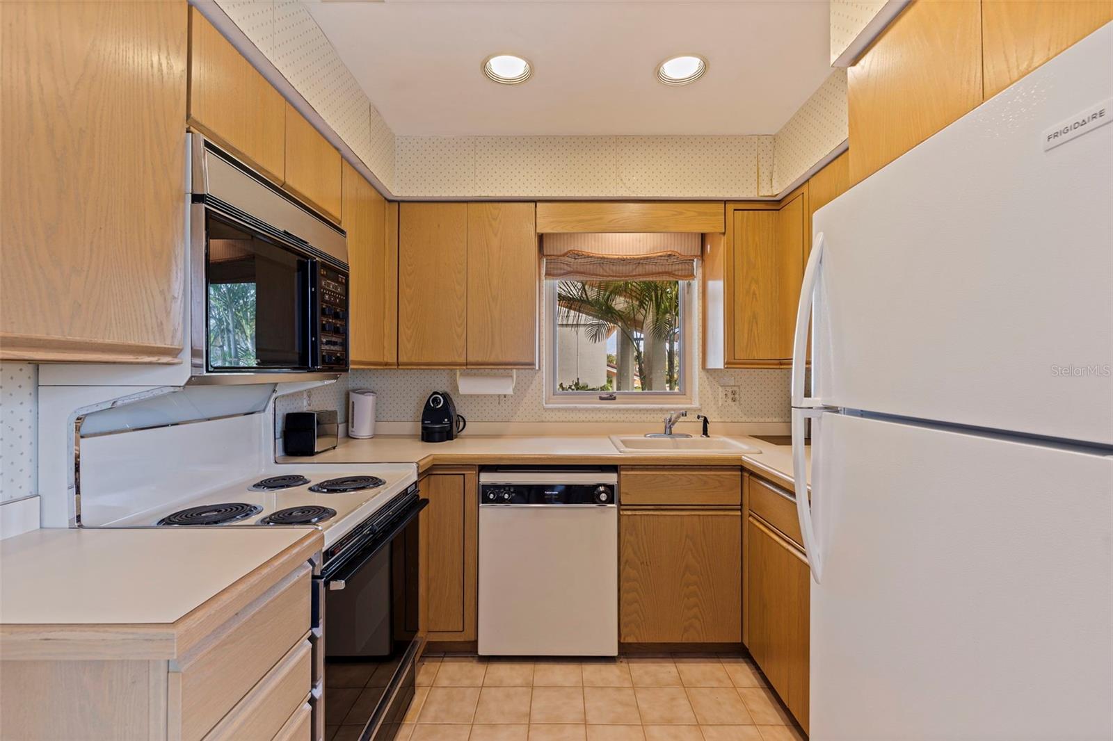 Image 34 of 94 For 5975 51st Street S