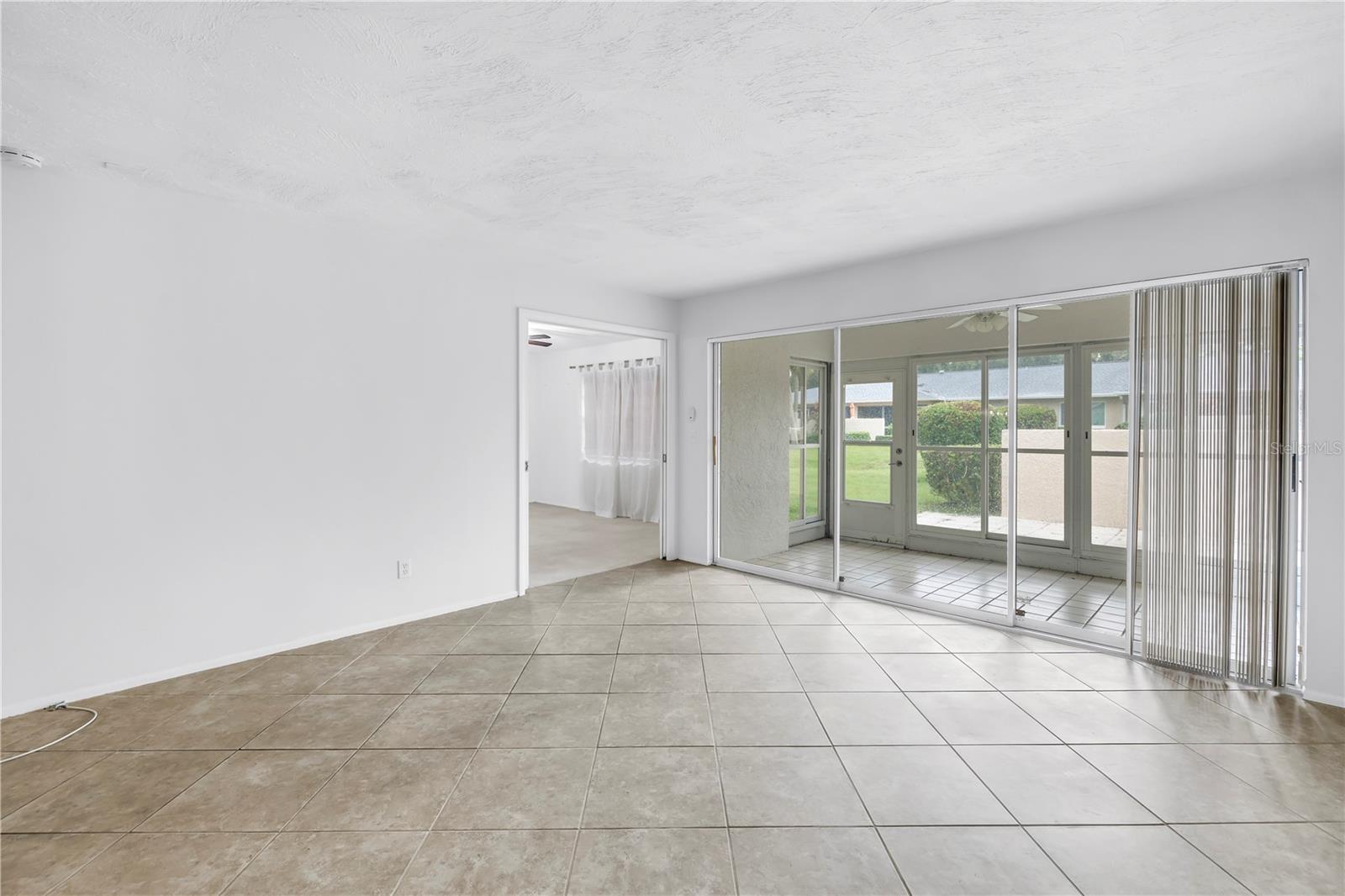 Image 15 of 47 For 6884 Country Club Lane