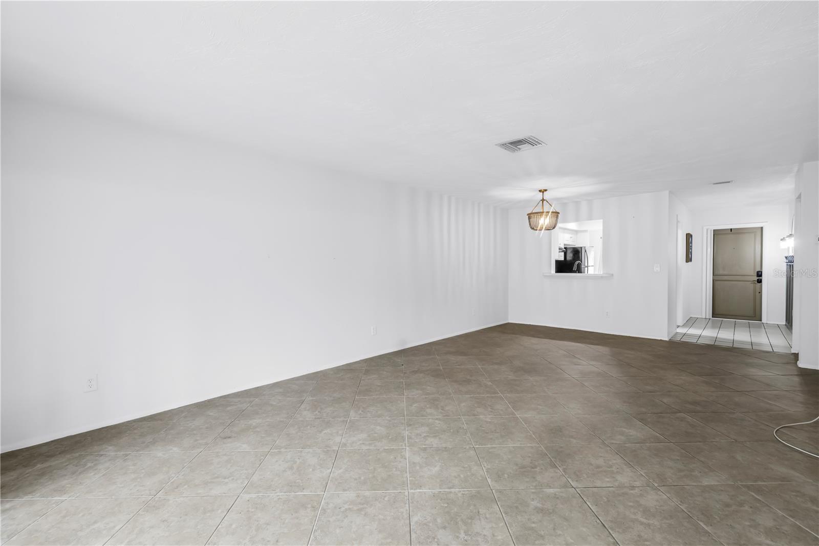 Image 17 of 47 For 6884 Country Club Lane