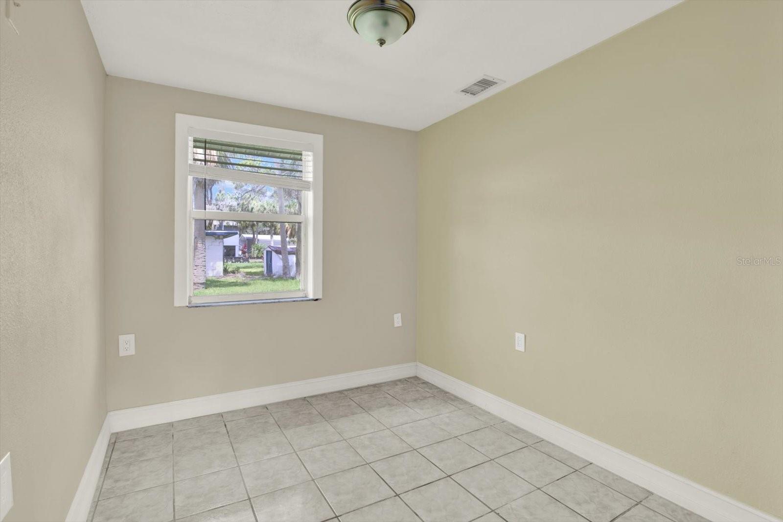 Image 17 of 26 For 5151 Behms Court
